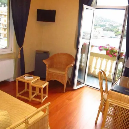 Rosabianca Boutique فندق 4*