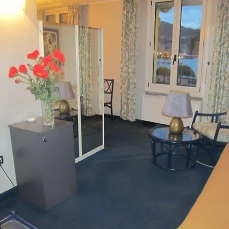 ホテル Rosabianca Boutique 4*