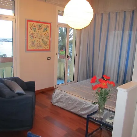 Rosabianca Boutique ラッパロ